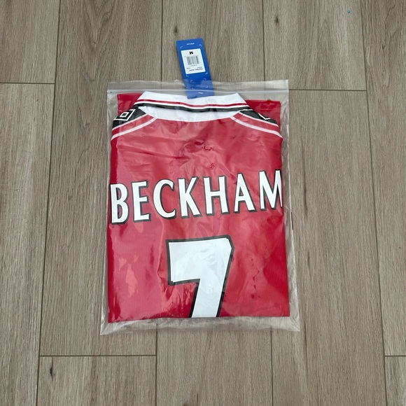 Manchester United Beckham Red 1998/1999 - Picture 5 of 6